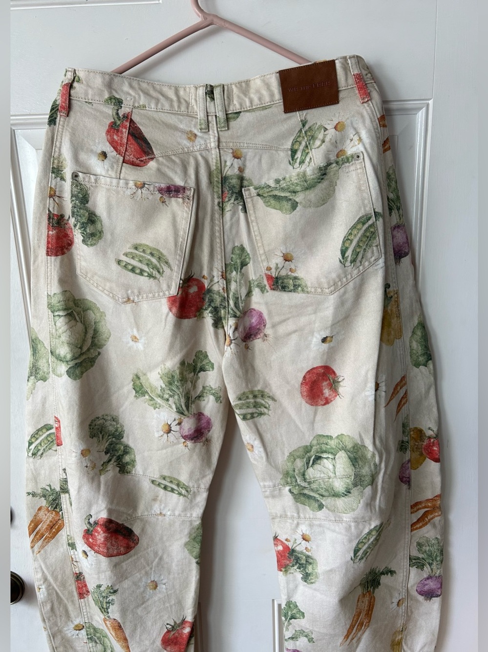 WE THE FREE GOOD LUCK PRINT BARREL JEANS - “VEGGIE GARDEN” - Picture 5 of 8